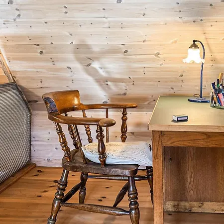 2 Bedroom Gorgeous In *