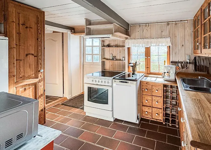 2 Bedroom Gorgeous In Dom wakacyjny
