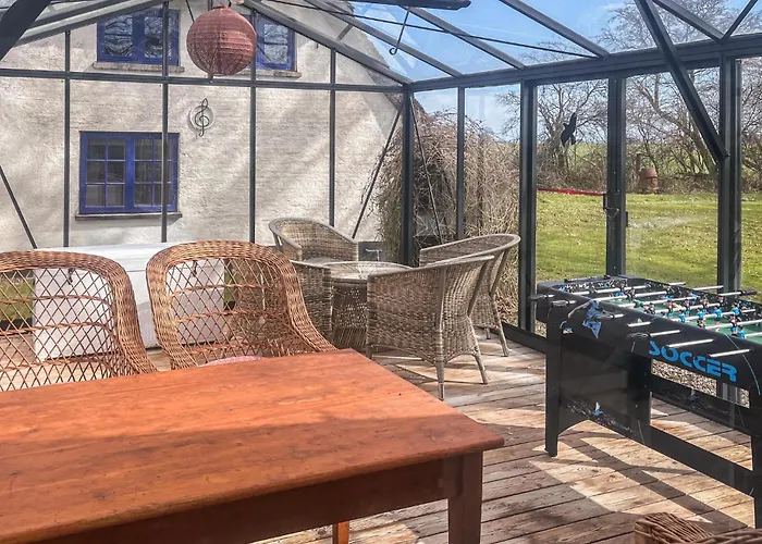 2 Bedroom Gorgeous In Casa de Férias *